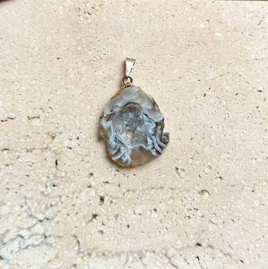 Achat Geodenscheibe Anhänger – Naturbelassene