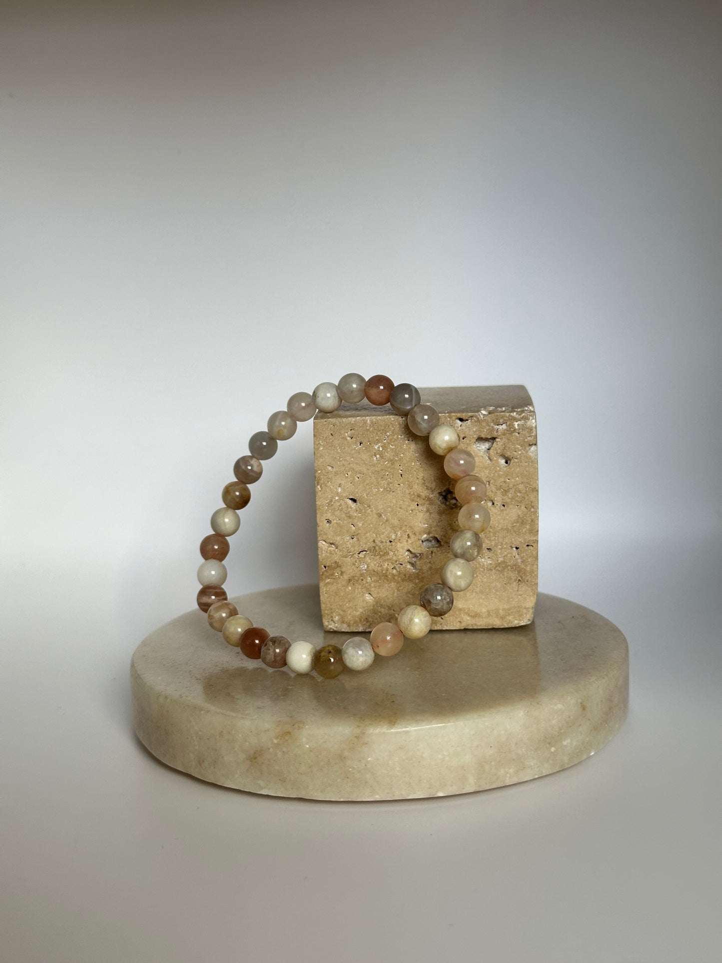 Kugelarmband Mondstein